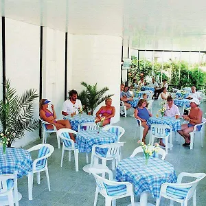 Ozka Kuşadası